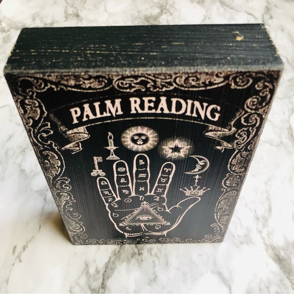 Palm Reading Hamsa Hand Sign - Picture 13 of 15
